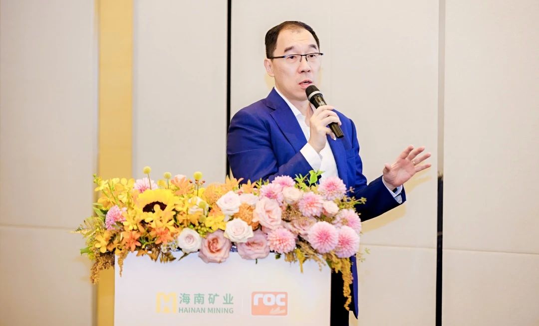 海南(nan)礦業總裁滕磊榮獲董事會“金圓桌獎”-最具(ju)領(ling)導(dao)力(li)CEO